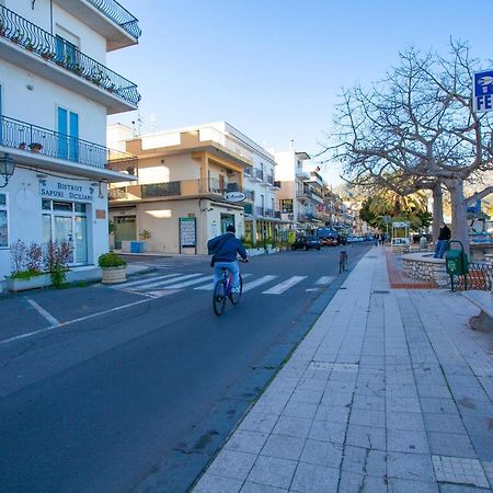 Casa Rosamaria Apartment จีอาร์ดีนี นักซอส ภายนอก รูปภาพ