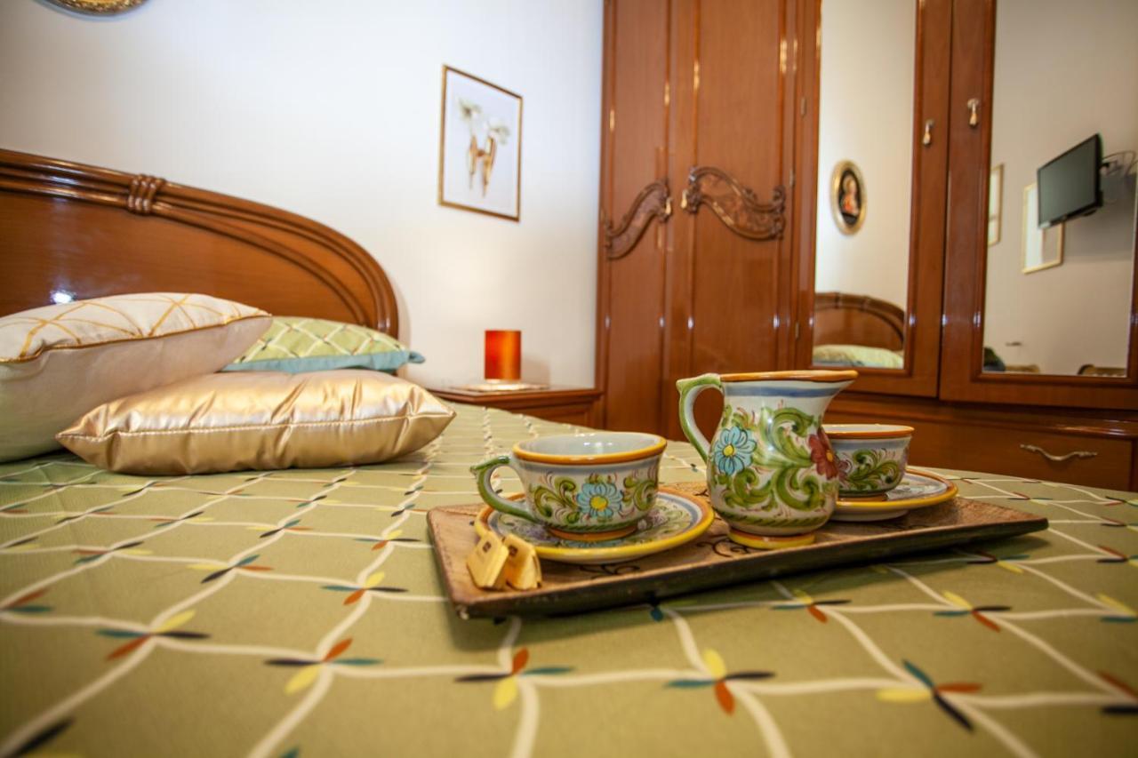 Casa Rosamaria Apartment จีอาร์ดีนี นักซอส ภายนอก รูปภาพ