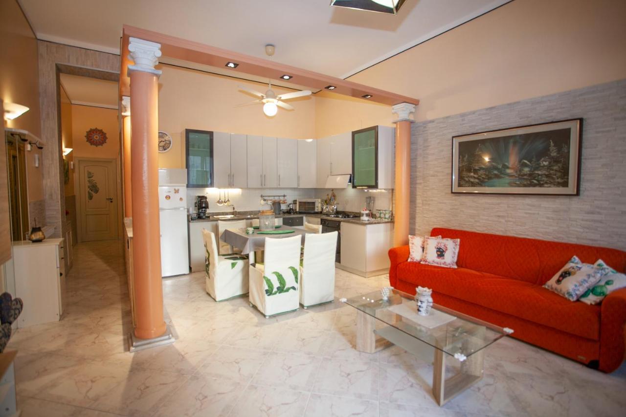 Casa Rosamaria Apartment จีอาร์ดีนี นักซอส ภายนอก รูปภาพ